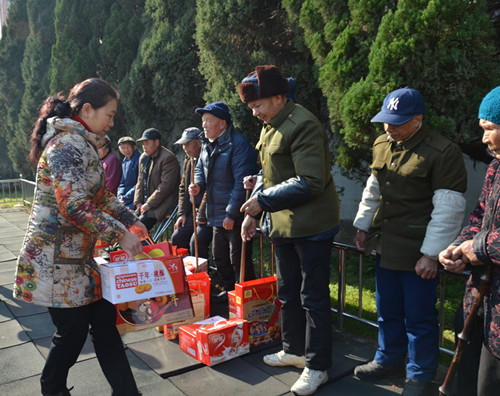 冬日暖陽—仁和集團走訪慰問樟樹市福利院